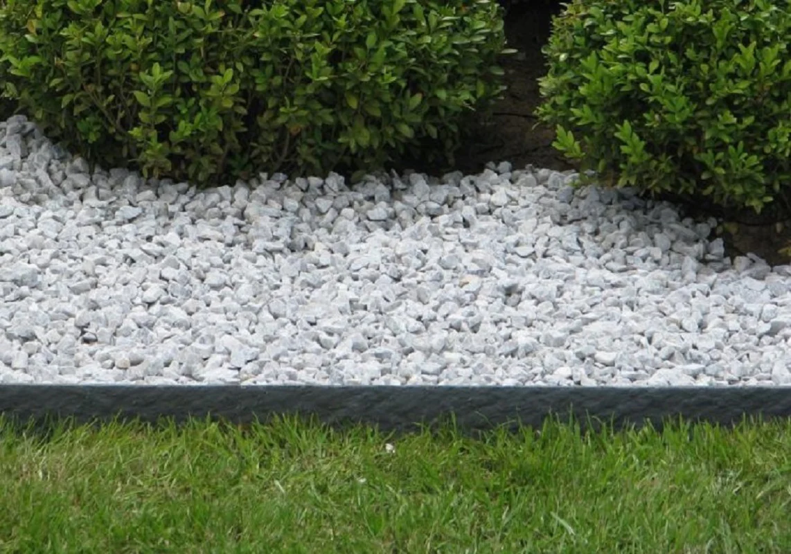 Bordillo Ecolat 100% Plástico Reciclado (paquete 4x 1,2mx1cmx14cm)