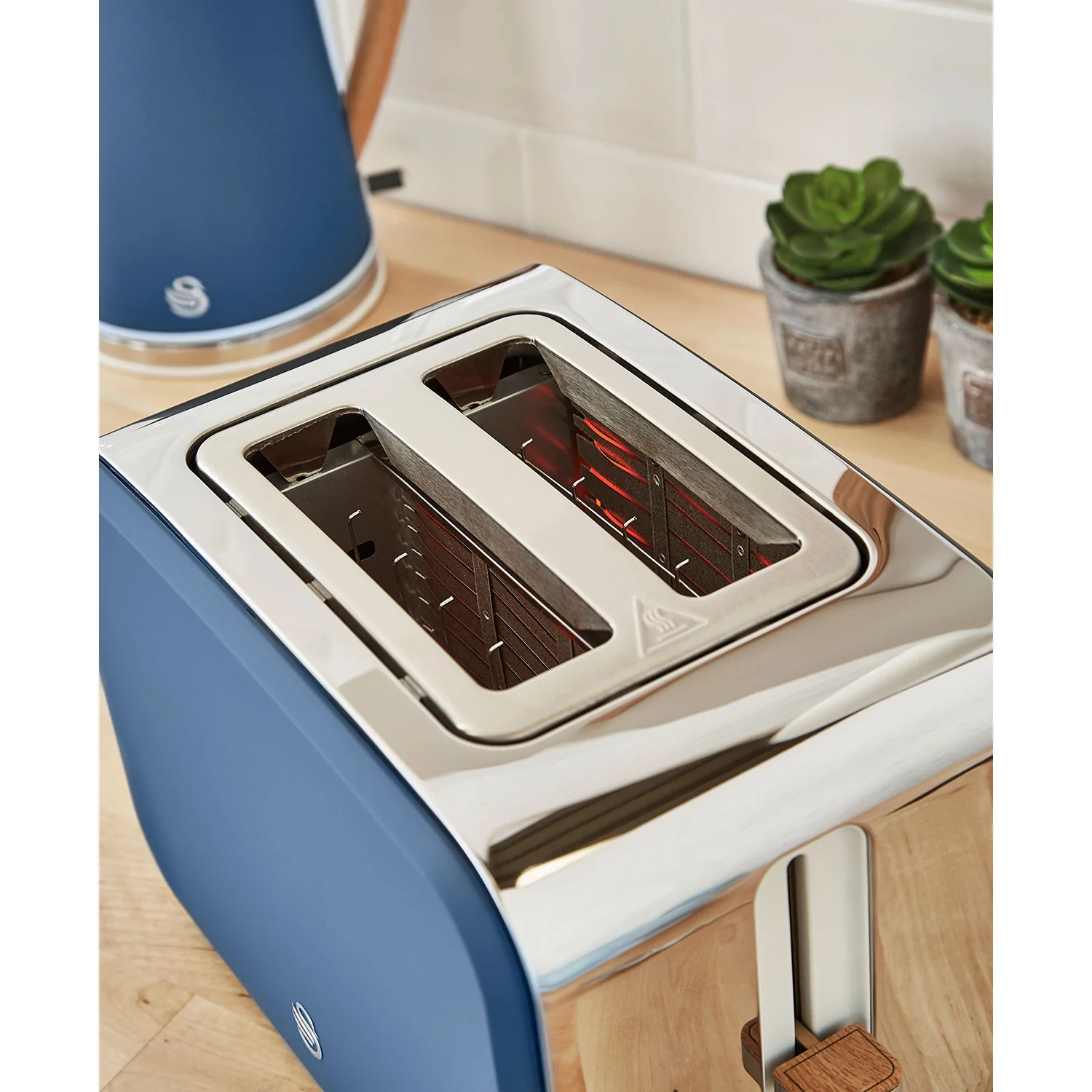 Swan Nordic Tostadora Pan Ranura Ancha 2 Rebanadas, 3 Funciones, 6 Niveles, Diseño Moderno, St14610bluneu, Azul 900w - Image 3